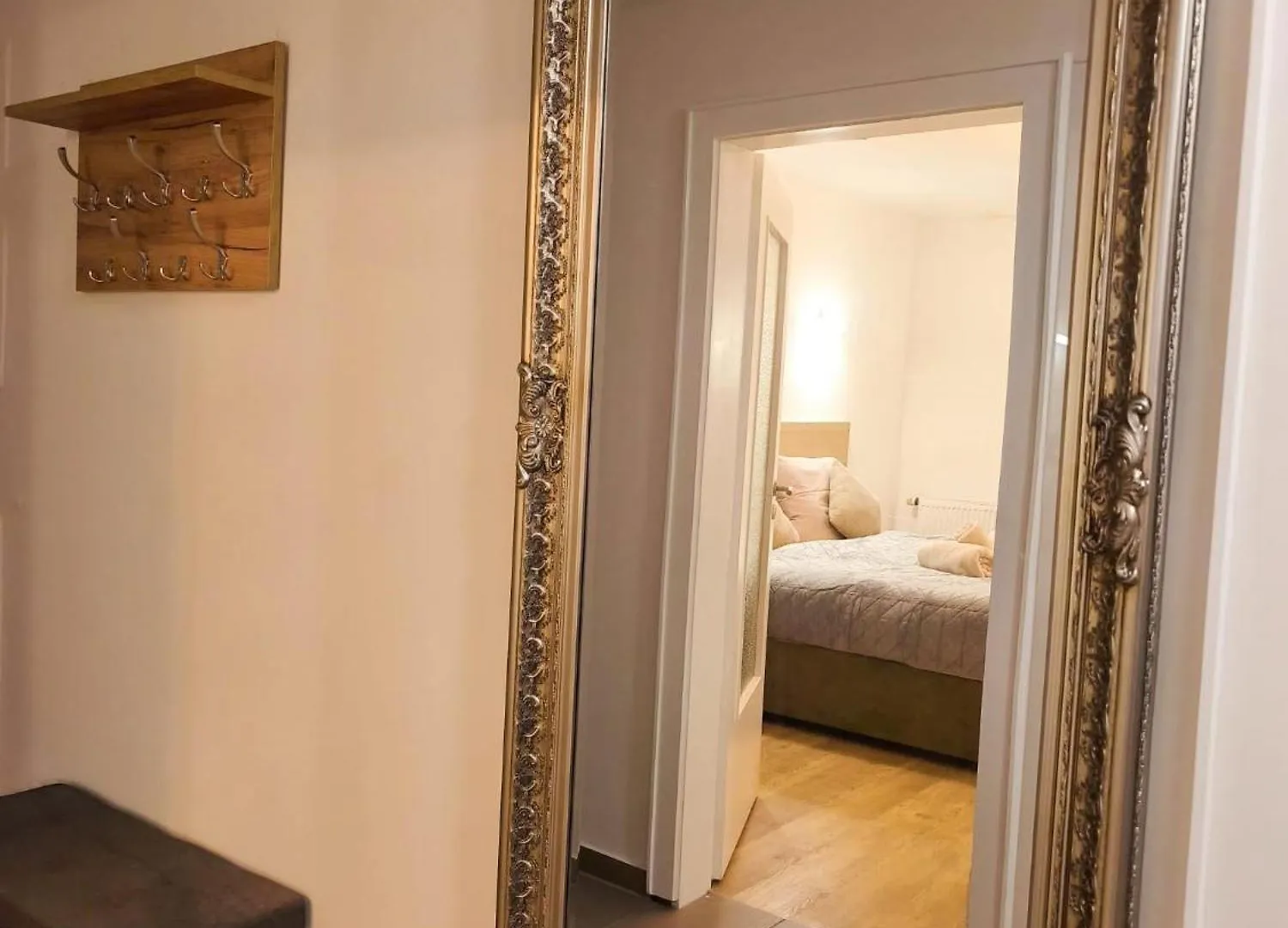Apartment Falk Homes- Luxus Apartments, Ideal Fuer Geschaeftsreisende & Familien - Nahe Messe, Im Zentrum Nuernbergs Mit Balkon, Arbeitsplatz & Parkplatz, Self Check-In Germany