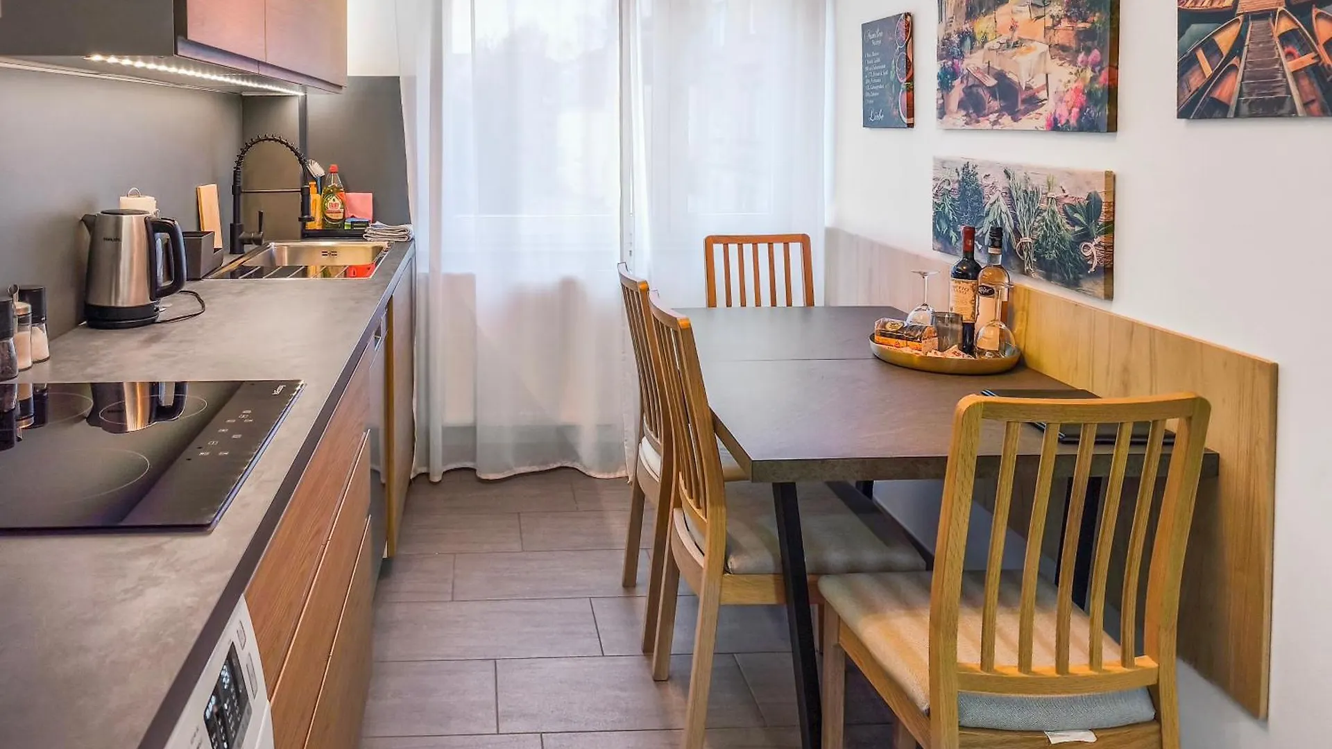 Apartamento Falk Homes- Luxus Apartments, Ideal Fuer Geschaeftsreisende & Familien - Nahe Messe, Im Zentrum Nuernbergs Mit Balkon, Arbeitsplatz & Parkplatz, Self Check-In